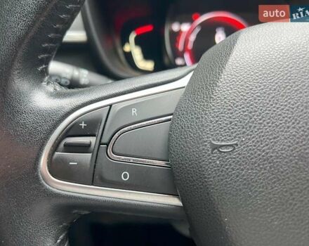 Черный Рено Kadjar, объемом двигателя 1.5 л и пробегом 255 тыс. км за 12990 $, фото 18 на Automoto.ua