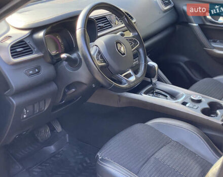 Черный Рено Kadjar, объемом двигателя 1.46 л и пробегом 139 тыс. км за 17900 $, фото 12 на Automoto.ua