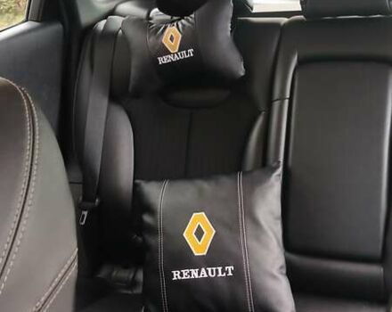 Черный Рено Kadjar, объемом двигателя 1.46 л и пробегом 255 тыс. км за 14450 $, фото 3 на Automoto.ua