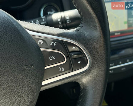 Черный Рено Kadjar, объемом двигателя 1.6 л и пробегом 175 тыс. км за 16107 $, фото 47 на Automoto.ua