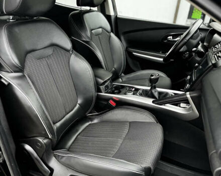 Черный Рено Kadjar, объемом двигателя 1.6 л и пробегом 167 тыс. км за 15850 $, фото 41 на Automoto.ua