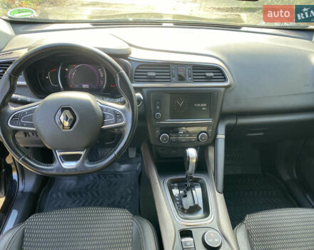 Черный Рено Kadjar, объемом двигателя 1.46 л и пробегом 139 тыс. км за 17900 $, фото 11 на Automoto.ua