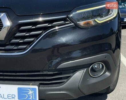 Черный Рено Kadjar, объемом двигателя 1.46 л и пробегом 144 тыс. км за 15990 $, фото 7 на Automoto.ua