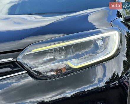 Черный Рено Kadjar, объемом двигателя 1.6 л и пробегом 175 тыс. км за 16107 $, фото 12 на Automoto.ua