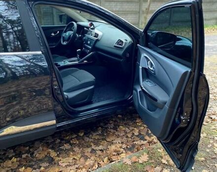 Черный Рено Kadjar, объемом двигателя 1.46 л и пробегом 298 тыс. км за 14300 $, фото 4 на Automoto.ua