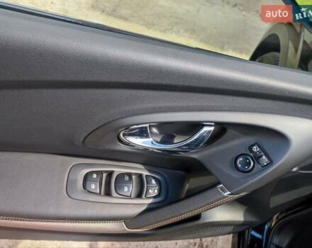 Черный Рено Kadjar, объемом двигателя 1.46 л и пробегом 170 тыс. км за 18000 $, фото 10 на Automoto.ua