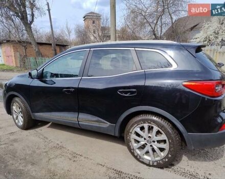 Черный Рено Kadjar, объемом двигателя 1.6 л и пробегом 165 тыс. км за 16500 $, фото 3 на Automoto.ua