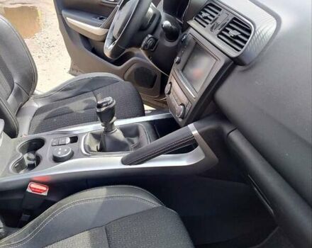 Черный Рено Kadjar, объемом двигателя 1.6 л и пробегом 165 тыс. км за 16500 $, фото 8 на Automoto.ua