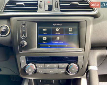 Черный Рено Kadjar, объемом двигателя 1.5 л и пробегом 237 тыс. км за 15400 $, фото 65 на Automoto.ua