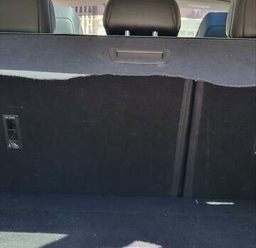 Черный Рено Kadjar, объемом двигателя 1.5 л и пробегом 139 тыс. км за 16999 $, фото 8 на Automoto.ua