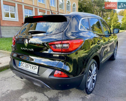 Рено Kadjar 2016 в Умани на Automoto.ua Черный Рено Kadjar, объемом двигателя 1.5 л и пробегом 236 тыс. км за 15550 $, фото 11 на Automoto.ua