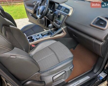 Черный Рено Kadjar, объемом двигателя 1.46 л и пробегом 170 тыс. км за 18000 $, фото 7 на Automoto.ua
