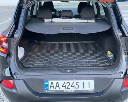Черный Рено Kadjar, объемом двигателя 1.46 л и пробегом 142 тыс. км за 16500 $, фото 7 на Automoto.ua
