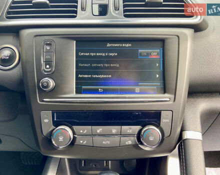 Чорний Рено Kadjar, об'ємом двигуна 1.5 л та пробігом 237 тис. км за 15550 $, фото 68 на Automoto.ua