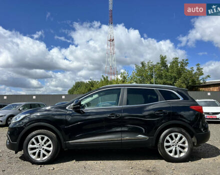 Черный Рено Kadjar, объемом двигателя 1.6 л и пробегом 175 тыс. км за 16107 $, фото 3 на Automoto.ua