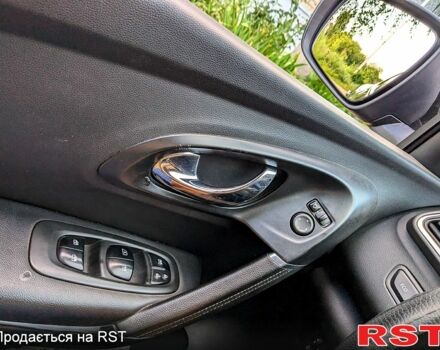 Черный Рено Kadjar, объемом двигателя 1.5 л и пробегом 230 тыс. км за 16500 $, фото 10 на Automoto.ua