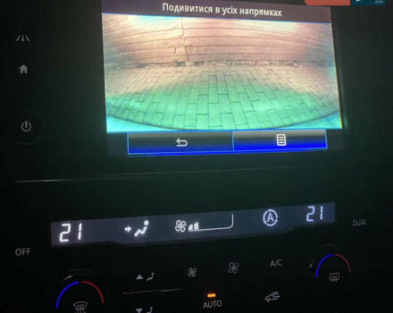 Черный Рено Kadjar, объемом двигателя 1.46 л и пробегом 260 тыс. км за 16000 $, фото 7 на Automoto.ua