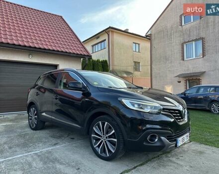 Черный Рено Kadjar, объемом двигателя 1.46 л и пробегом 198 тыс. км за 16950 $, фото 4 на Automoto.ua