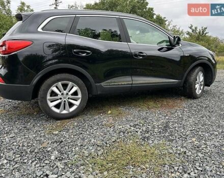 Черный Рено Kadjar, объемом двигателя 1.46 л и пробегом 193 тыс. км за 17500 $, фото 1 на Automoto.ua