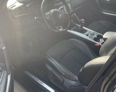 Черный Рено Kadjar, объемом двигателя 1.6 л и пробегом 179 тыс. км за 16400 $, фото 4 на Automoto.ua