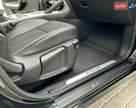 Черный Рено Kadjar, объемом двигателя 1.5 л и пробегом 240 тыс. км за 16100 $, фото 18 на Automoto.ua