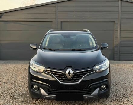 Черный Рено Kadjar, объемом двигателя 1.6 л и пробегом 47 тыс. км за 11500 $, фото 1 на Automoto.ua