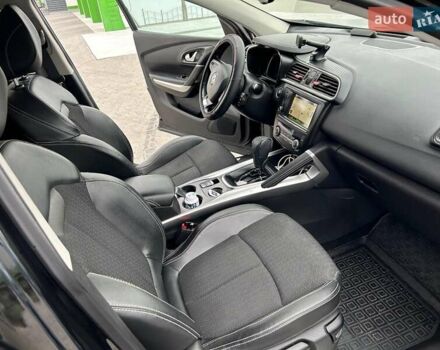 Черный Рено Kadjar, объемом двигателя 1.5 л и пробегом 240 тыс. км за 16100 $, фото 16 на Automoto.ua