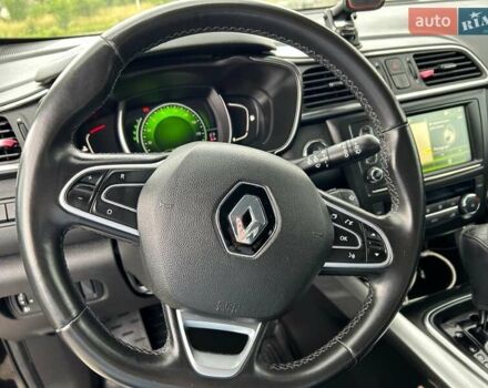 Черный Рено Kadjar, объемом двигателя 1.5 л и пробегом 240 тыс. км за 16100 $, фото 89 на Automoto.ua