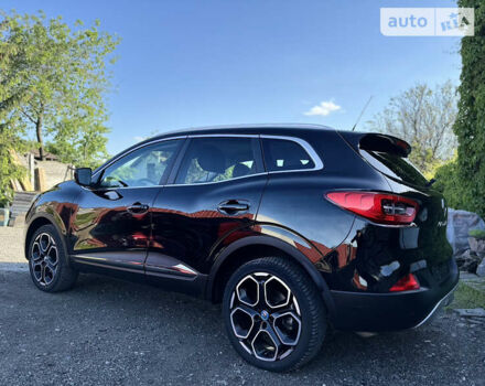 Черный Рено Kadjar, объемом двигателя 1.5 л и пробегом 140 тыс. км за 18400 $, фото 3 на Automoto.ua