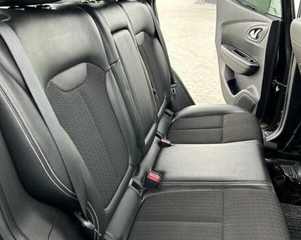 Черный Рено Kadjar, объемом двигателя 1.5 л и пробегом 240 тыс. км за 16100 $, фото 44 на Automoto.ua