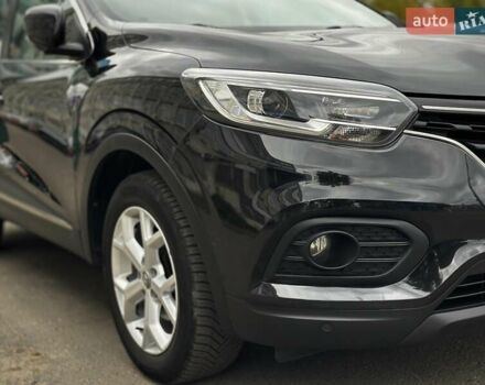 Черный Рено Kadjar, объемом двигателя 0 л и пробегом 156 тыс. км за 19900 $, фото 75 на Automoto.ua