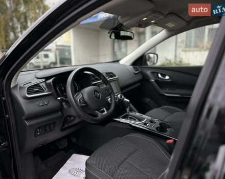 Черный Рено Kadjar, объемом двигателя 0 л и пробегом 156 тыс. км за 19900 $, фото 99 на Automoto.ua