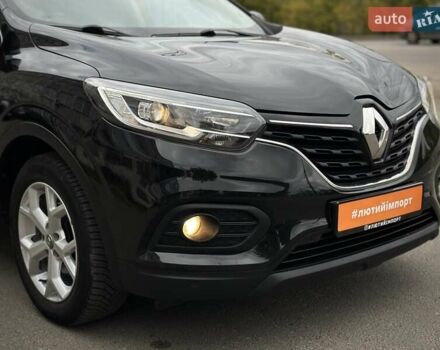Черный Рено Kadjar, объемом двигателя 0 л и пробегом 156 тыс. км за 19900 $, фото 12 на Automoto.ua