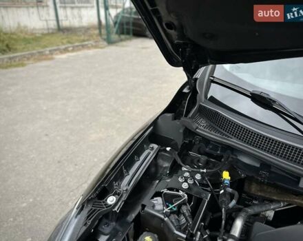 Черный Рено Kadjar, объемом двигателя 0 л и пробегом 156 тыс. км за 19900 $, фото 71 на Automoto.ua