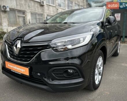 Черный Рено Kadjar, объемом двигателя 0 л и пробегом 156 тыс. км за 19900 $, фото 67 на Automoto.ua