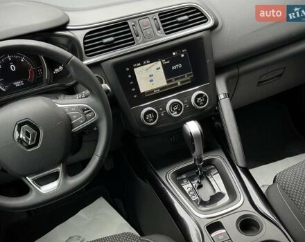 Черный Рено Kadjar, объемом двигателя 0 л и пробегом 156 тыс. км за 19900 $, фото 29 на Automoto.ua