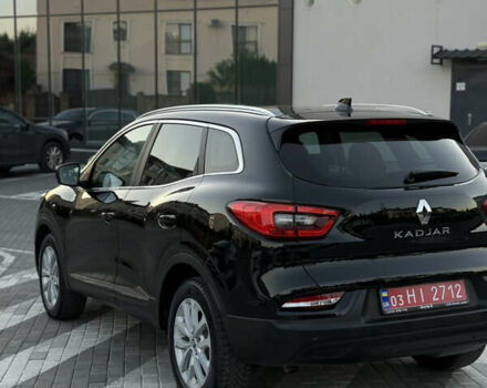 Черный Рено Kadjar, объемом двигателя 1.5 л и пробегом 154 тыс. км за 18200 $, фото 3 на Automoto.ua