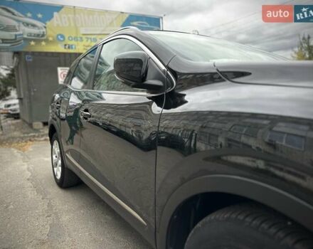 Черный Рено Kadjar, объемом двигателя 0 л и пробегом 156 тыс. км за 19900 $, фото 84 на Automoto.ua