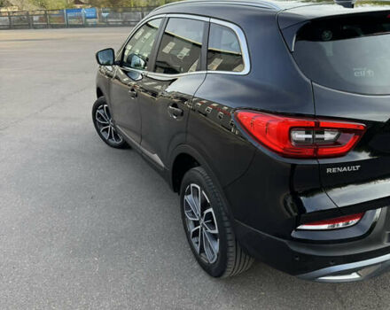 Черный Рено Kadjar, объемом двигателя 1.5 л и пробегом 70 тыс. км за 21000 $, фото 7 на Automoto.ua