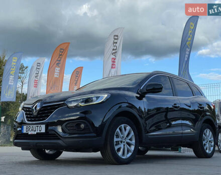 Черный Рено Kadjar, объемом двигателя 1.5 л и пробегом 156 тыс. км за 18999 $, фото 2 на Automoto.ua