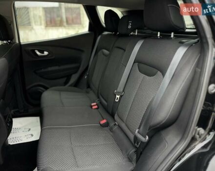 Черный Рено Kadjar, объемом двигателя 0 л и пробегом 156 тыс. км за 19900 $, фото 109 на Automoto.ua
