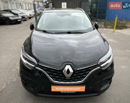 Черный Рено Kadjar, объемом двигателя 0 л и пробегом 156 тыс. км за 19900 $, фото 69 на Automoto.ua