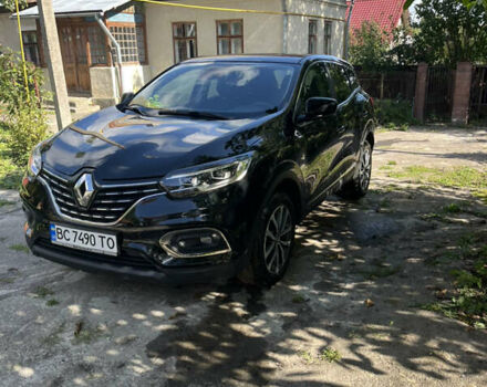 Черный Рено Kadjar, объемом двигателя 1.5 л и пробегом 178 тыс. км за 19400 $, фото 1 на Automoto.ua