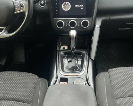Черный Рено Kadjar, объемом двигателя 1.5 л и пробегом 183 тыс. км за 18300 $, фото 7 на Automoto.ua