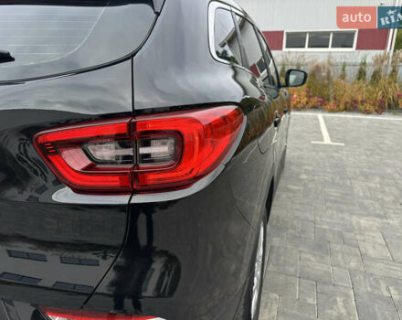 Черный Рено Kadjar, объемом двигателя 1.5 л и пробегом 216 тыс. км за 16700 $, фото 22 на Automoto.ua