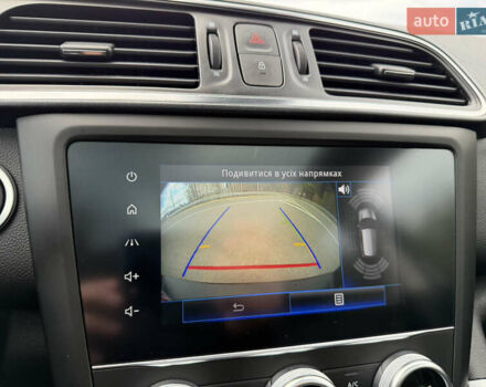 Черный Рено Kadjar, объемом двигателя 1.5 л и пробегом 100 тыс. км за 20900 $, фото 61 на Automoto.ua