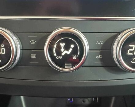 Черный Рено Kadjar, объемом двигателя 1.5 л и пробегом 186 тыс. км за 18950 $, фото 14 на Automoto.ua