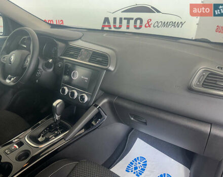 Черный Рено Kadjar, объемом двигателя 1.5 л и пробегом 189 тыс. км за 18950 $, фото 10 на Automoto.ua