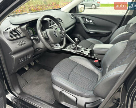Черный Рено Kadjar, объемом двигателя 1.5 л и пробегом 216 тыс. км за 16700 $, фото 23 на Automoto.ua