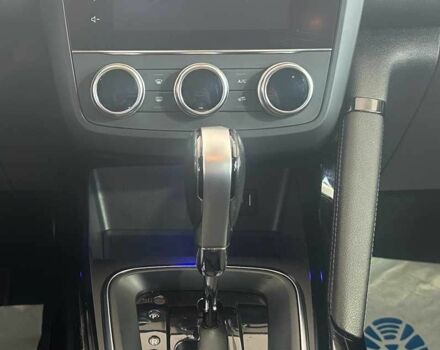 Черный Рено Kadjar, объемом двигателя 1.5 л и пробегом 186 тыс. км за 18950 $, фото 13 на Automoto.ua